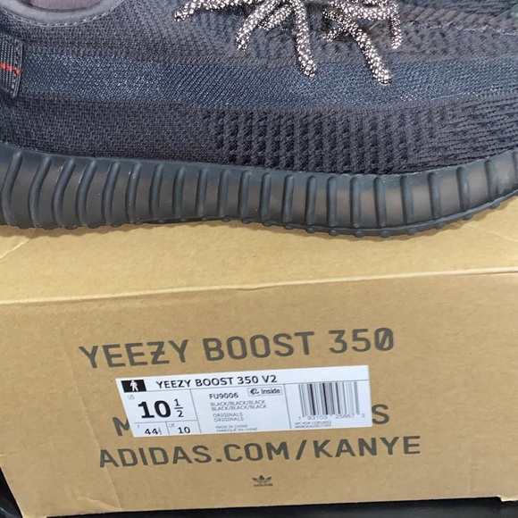 ❌SOLD❌ BOOST 350 V2 BLACK/BLACK/BLACK 🔥 🔥 - Picture 13 of 15